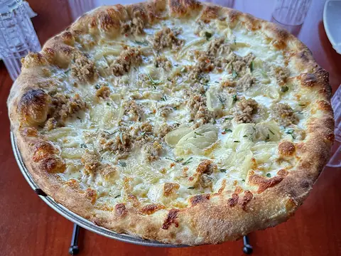 The Bianca Bella at Square Peg Pizzeria