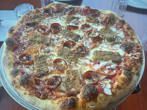 I Yuv You pizza at Square Peg Pizzeria