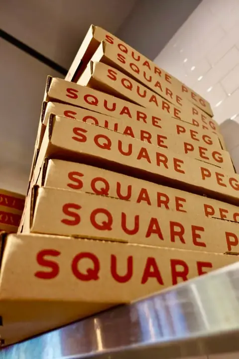 Square Peg pizza boxes